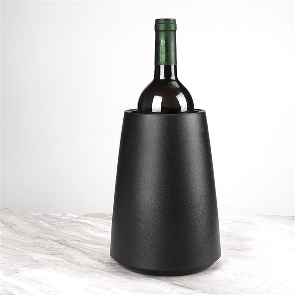 Trend 2026: Elegancki czarny a – Wine Chiller Sleeve recenzja i cena